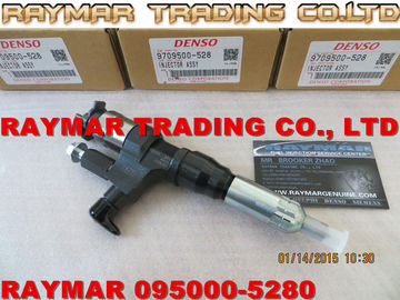 China Injector comum do trilho de DENSO 095000-5280 para o CAMINHÃO J08E 23910-1360 de HINO, 23670-E0291 fornecedor